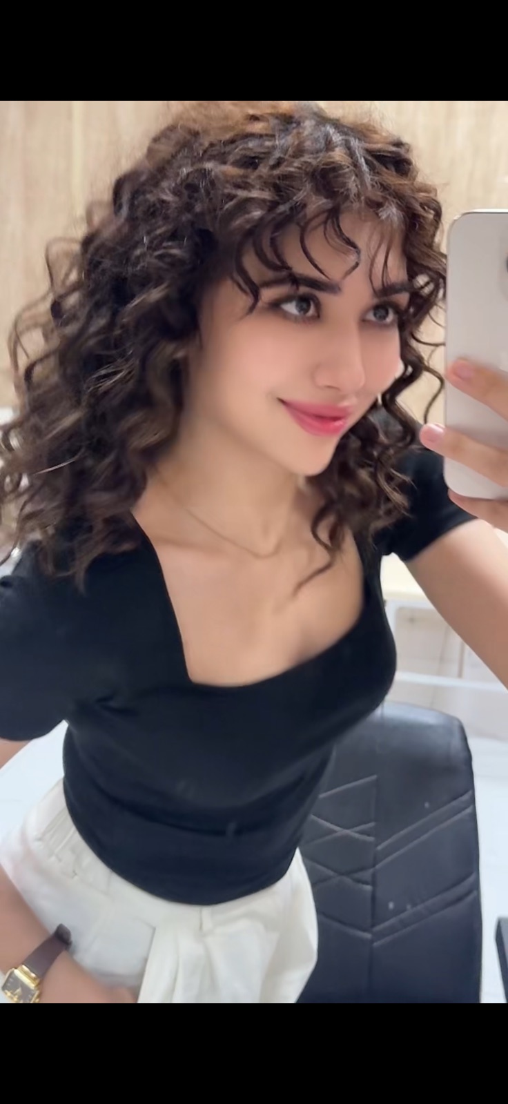 Aziza Muhiddinova
