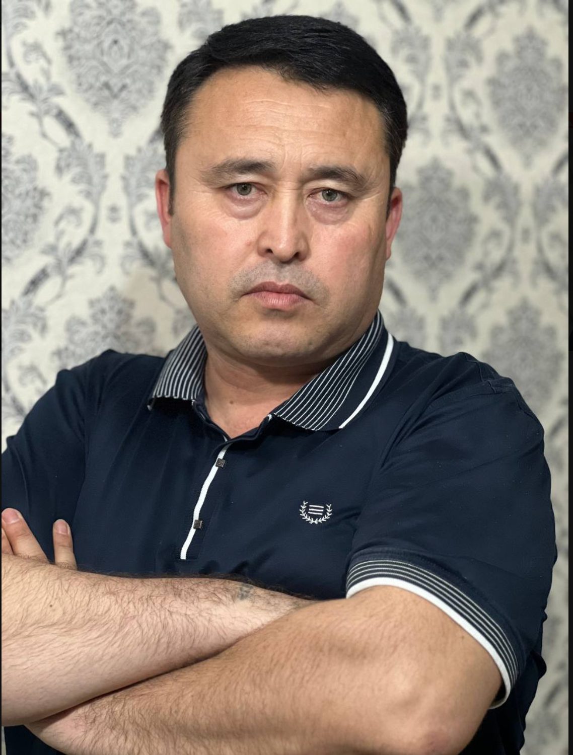 Гулом 