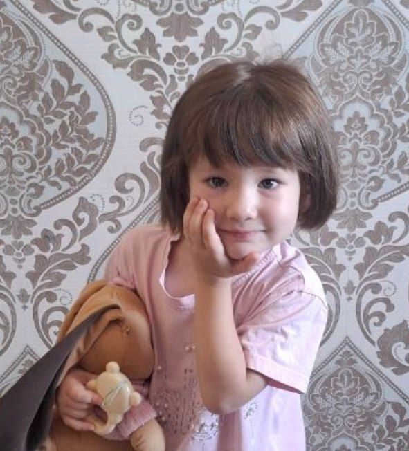 Asila Akmalova